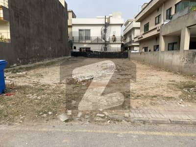 Residential Plot Spread Over 10 Marla In Bahria Town Phase 5 Available