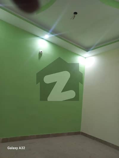 Prime Location In Mehmoodabad Number 3 Flat For sale Sized 60 Square Yards