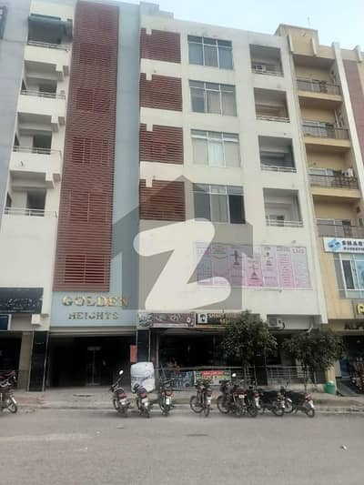 Spacious 3 Bedroom Flat In Gulberg Business Square Available For Sale