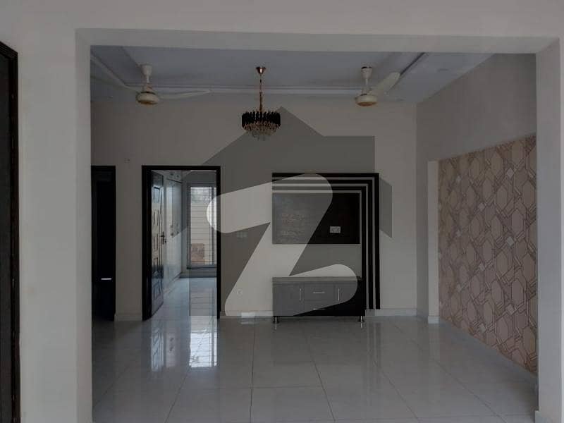 5 MARLA MOST BEAUTIFULL NEW HOUSE FOR SALE IN FORMANENTS HOUSING SOCIETY BLOCK-E