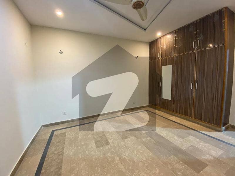 10 MARLA UPPER PORTION FOR RENT IN BAHRIA TOWN LAHORE