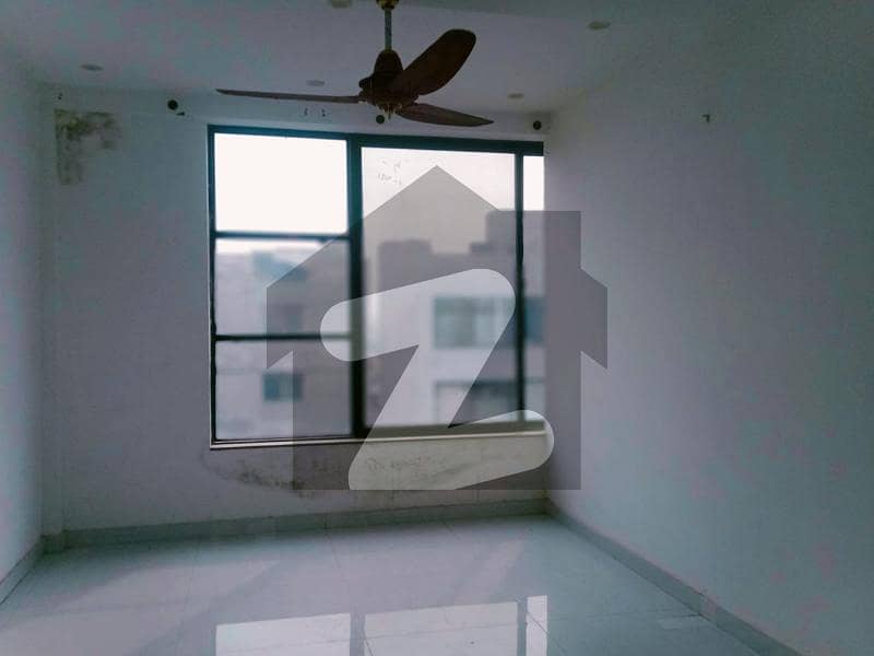 4th Floor 4 Marla Commercial Flat for Rent in Ex Air Avenue DHA Phase 8
