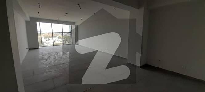 584 Square Feet Office Space Available For Rent