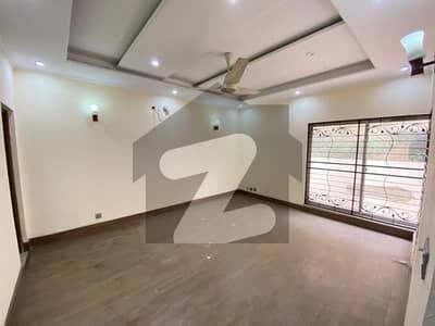 8 Marla Lower Portion House Available For Rent In Usman Bahria Town Lahore