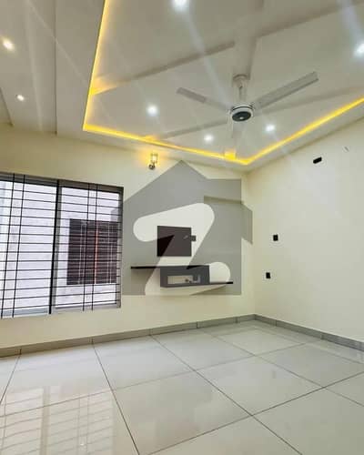 Brand New Luxury 5 Marla House For Sale In D Block Royal Palm City Gujranwala
