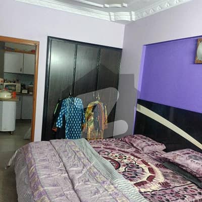 راحت کمرشل ایریا ڈی ایچ اے فیز 6,ڈی ایچ اے ڈیفینس,کراچی میں 4 کمروں کا 10 مرلہ فلیٹ 90.0 ہزار میں کرایہ پر دستیاب ہے۔ راحت کمرشل ایریا ڈی ایچ اے فیز 6,ڈی ایچ اے ڈیفینس,کراچی میں 4 کمروں کا 10 مرلہ فلیٹ 90.0 ہزار میں کرایہ پر دستیاب ہے۔