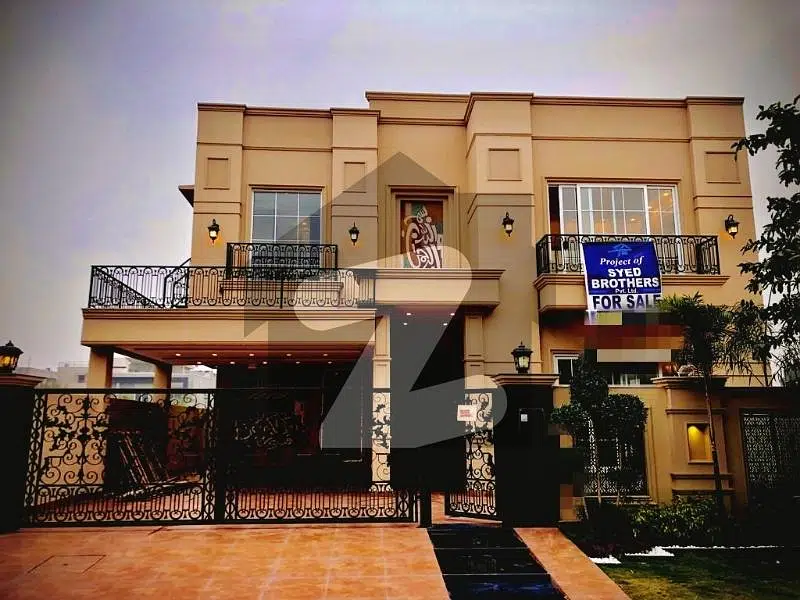 1 Kanal New House Available For Sale 5 Beds