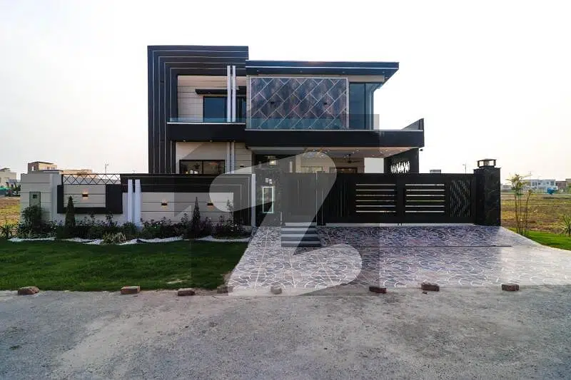 1 Kanal Modern Design House In DHA For Sale At Good Location