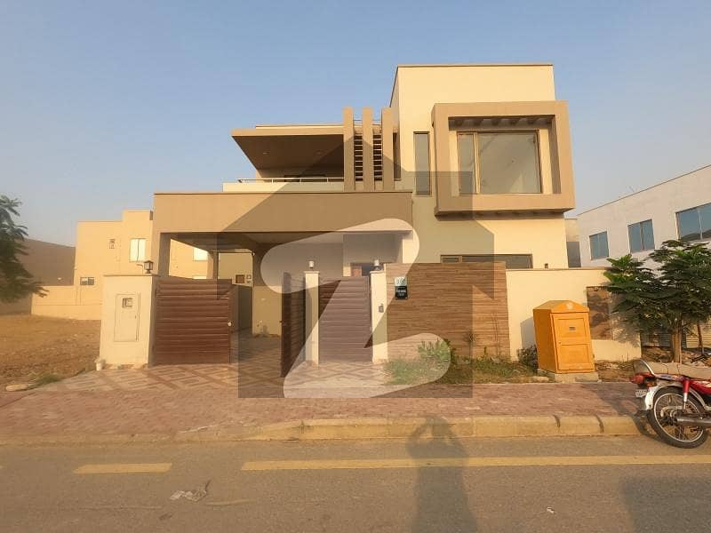 Ideally Located Prime Location House For sale In Bahria Town - Precinct 8 Available
