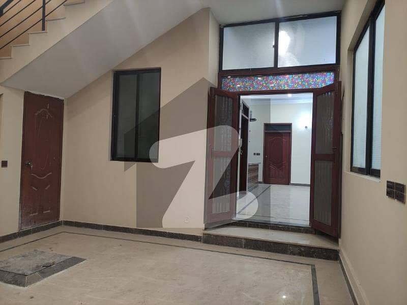 کاٹن اکسپوٹ کوآپریٹو ہاؤسنگ سوسائٹی کراچی میں 7 کمروں کا 10 مرلہ مکان 4.5 کروڑ میں برائے فروخت۔