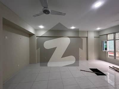 PRIME LOCATION OFFICE FOR RENT AT ZAMZAMA COMMERCIAL