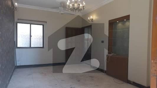Luxurious Apartment For Sale In Prime Location: Clifton Block 9