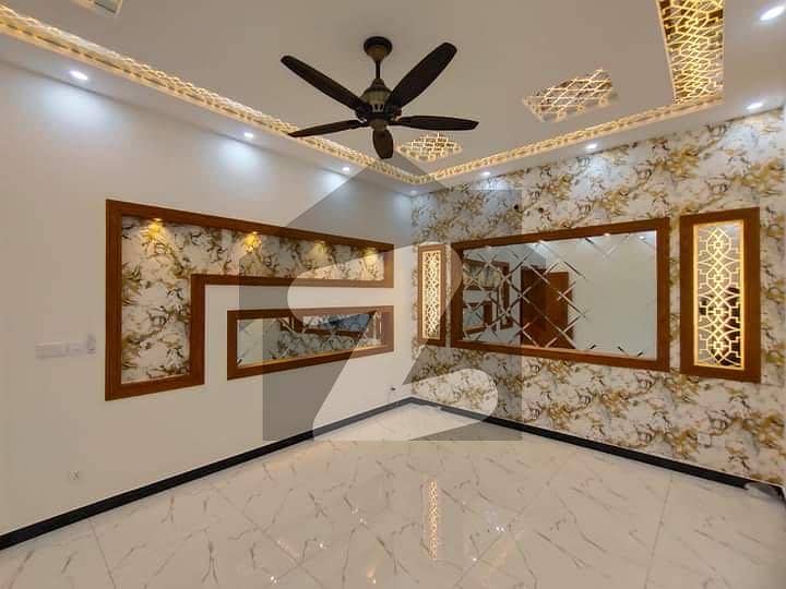 Bahria Town Abu Bakar Block 7 Marla House Available For Sale