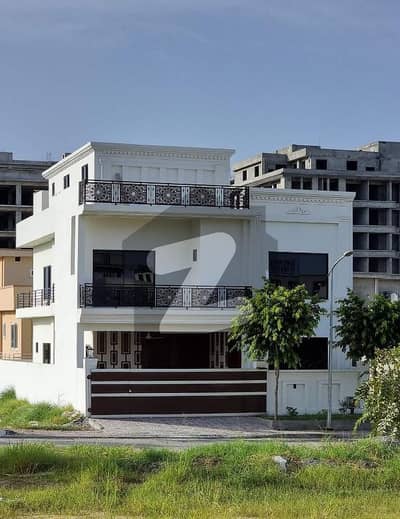 Premium Prime Location 10 Marla House Is Available For Sale In Islamabad