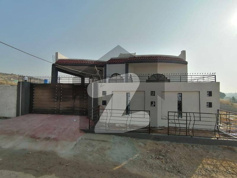 House In Gulshan Abad Sized 10 Marla Is Available For Sale