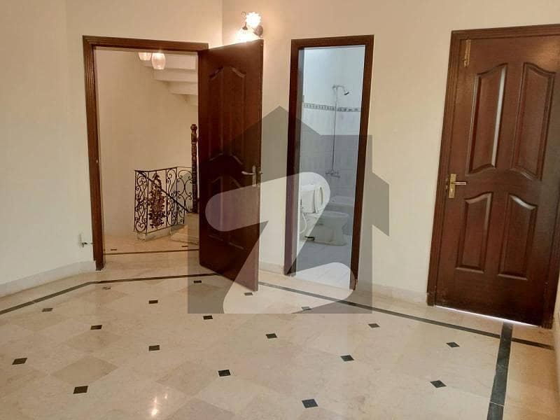 Triple Storey 25*40 Owner Construction House For Sale In G-13/4 Islamabad