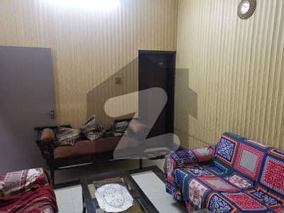 والٹن روڈ لاہور میں 5 کمروں کا 5 مرلہ مکان 1.3 کروڑ میں برائے فروخت۔