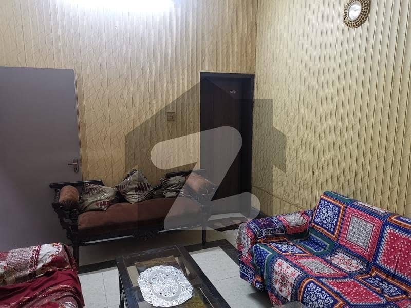 والٹن روڈ لاہور میں 5 کمروں کا 5 مرلہ مکان 1.3 کروڑ میں برائے فروخت۔