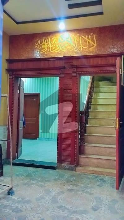 گارڈن ٹاؤن لاہور میں 3 کمروں کا 3 مرلہ مکان 1.3 کروڑ میں برائے فروخت۔