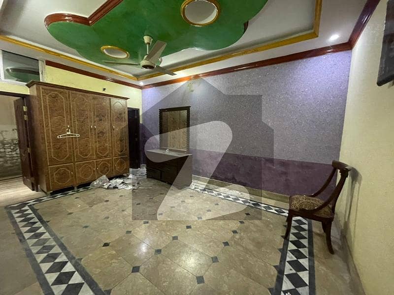 500 Square Feet Flat For Rent On Bostan Road