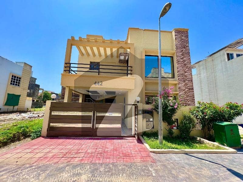 Umer Block 7 Marla Double Unit House Near To Bahria International Hospital With Gas Available For Rent In Bahria Town Phase 8