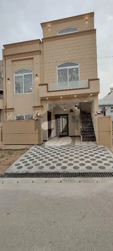 A Beautiful 5 Marla Double Storey Brand New House Available For Sale