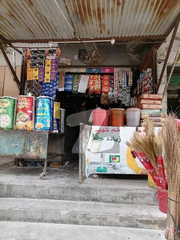 اندہ موڑ روڈ کراچی میں 2 کمروں کا 1 مرلہ دکان 65.0 لاکھ میں برائے فروخت۔