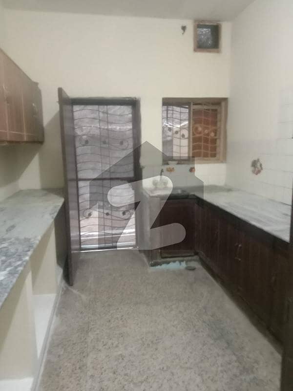 10 Marla Separate Lower Portion For Rent In Khuda Bakhash (KB) Colony Airport Road,
