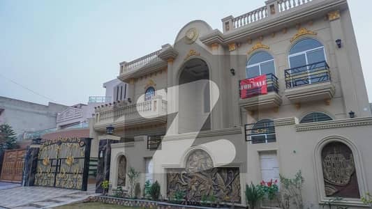 آرکیٹیکٹس انجنیئرز ہاؤسنگ سوسائٹی لاہور میں 5 کمروں کا 1 کنال مکان 6.9 کروڑ میں برائے فروخت۔