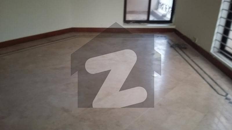 G-10 Beautiful House 5,Bed Room available For Rent