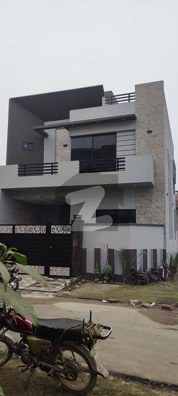 A Well Designed Prime Location House Is Up For Sale In An Ideal Location In Gujranwala