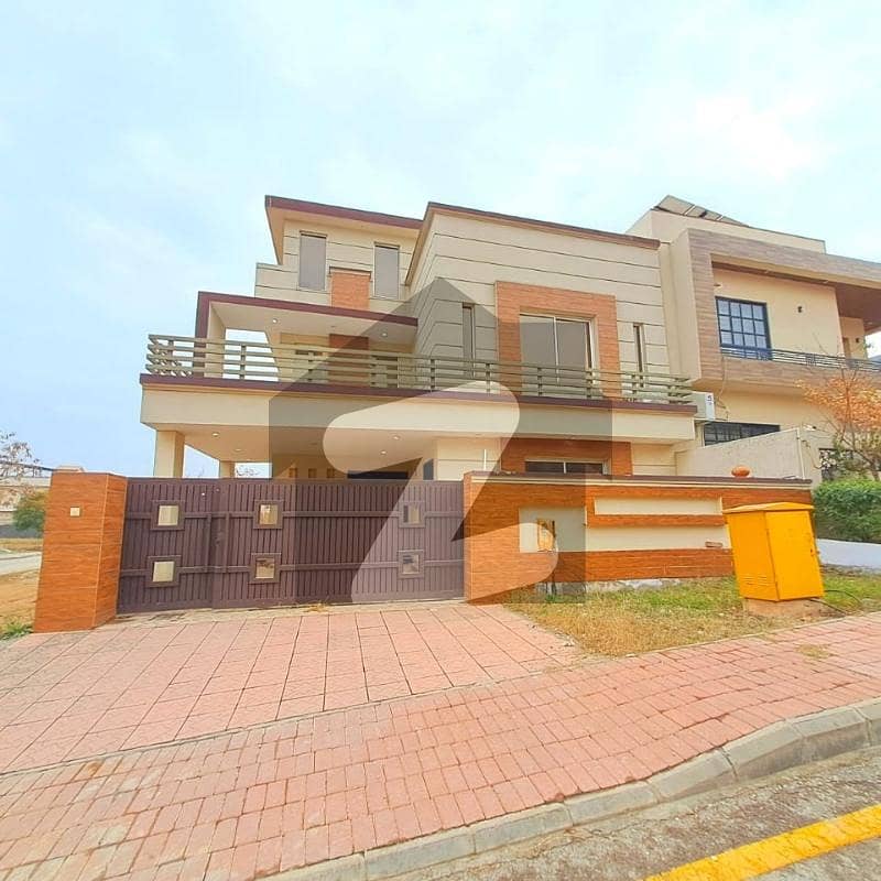 Single Unit House Available For Sale In Bahria Greens - Overseas Enclave - Sector 3