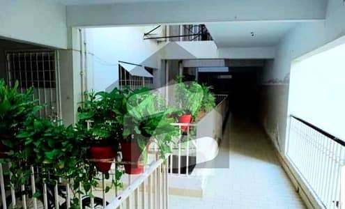گلستان جوہر - بلاک 16-اے گلستانِ جوہر,کراچی میں 2 کمروں کا 5 مرلہ فلیٹ 1.4 کروڑ میں برائے فروخت۔
