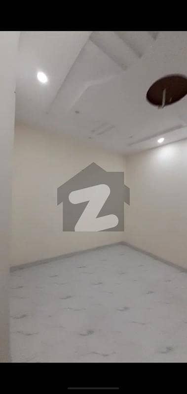 الفلاح ٹاؤن لاہور میں 2 کمروں کا 3 مرلہ زیریں پورشن 30.0 ہزار میں کرایہ پر دستیاب ہے۔