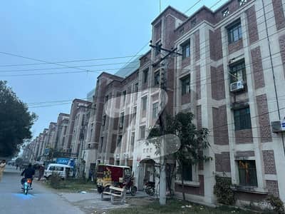 لیبر کالونی لاہور میں 2 کمروں کا 3 مرلہ فلیٹ 22.0 لاکھ میں برائے فروخت۔