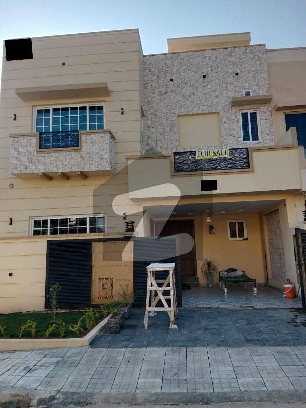 Buy A Centrally Located 10 Marla House In Bahria Town Phase 8 - Block D
