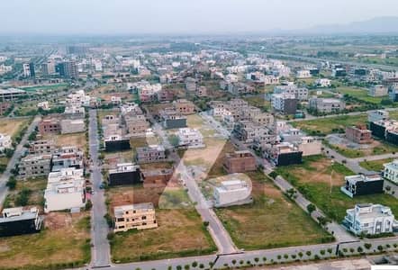 5 Marla Plot For Sale Investor Rate In Mumtaz City, Islamabad. 5500000/- Rs