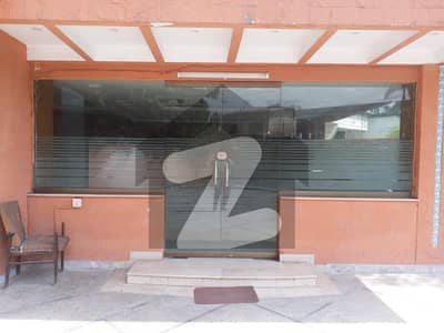 1 KANAL 10 MARLA COMMERCIAL HOUSE FOR RENT MAIN BOULEVARD GULBERG III LAHORE