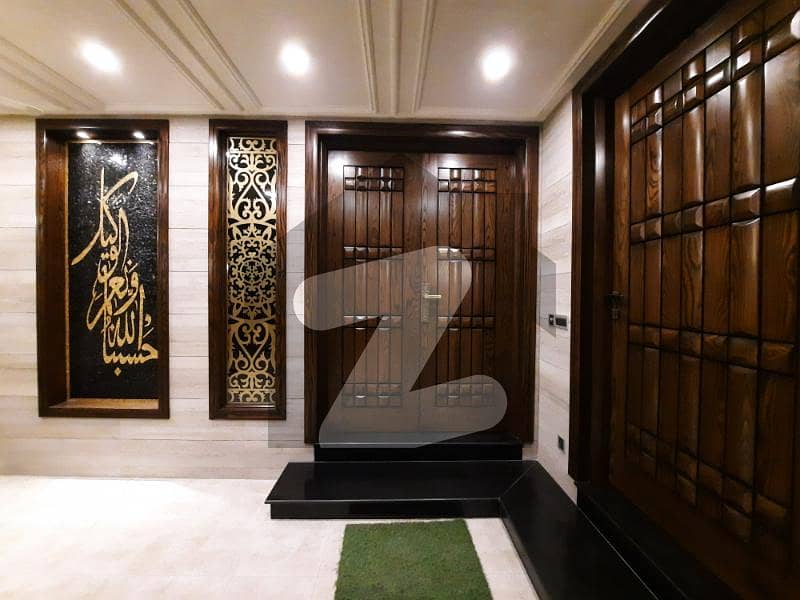 Outstanding 20m Upper Portion For Rent In Bahria Town - Shaheen Block Extension
