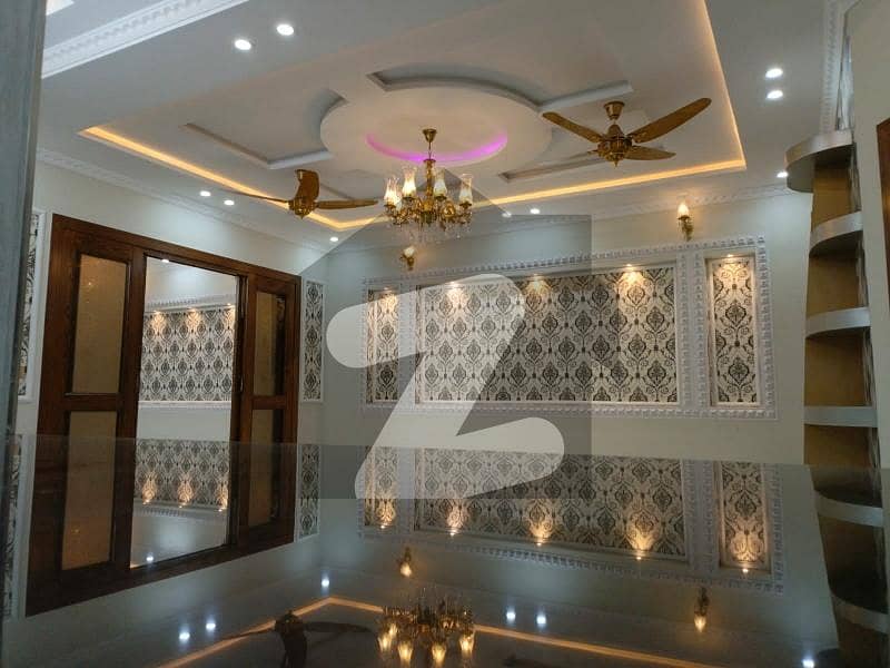 میڈیا ٹاؤن ۔ بلاک ڈی میڈیا ٹاؤن,راولپنڈی میں 6 کمروں کا 12 مرلہ مکان 6.25 کروڑ میں برائے فروخت۔