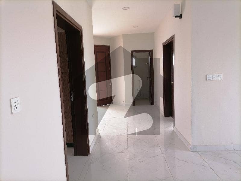 Spacious 350 Square Yards House Available For rent In Falcon Complex