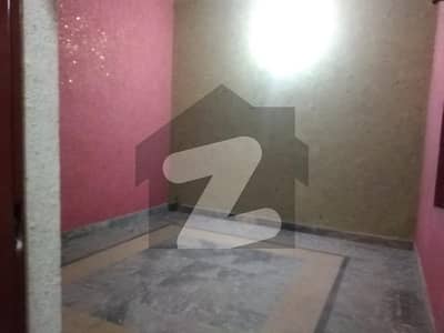 ائیرپورٹ ہاؤسنگ سوسائٹی - سیکٹر 4 ائیرپورٹ ہاؤسنگ سوسائٹی,راولپنڈی میں 2 کمروں کا 5 مرلہ زیریں پورشن 30.0 ہزار میں کرایہ پر دستیاب ہے۔