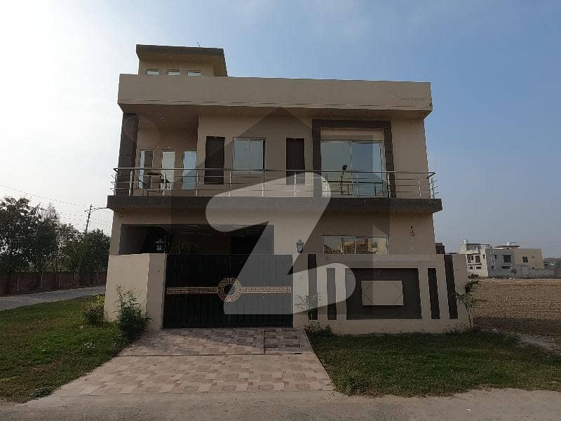Get In Touch Now To Buy A Corner 7 Marla House In Lahore