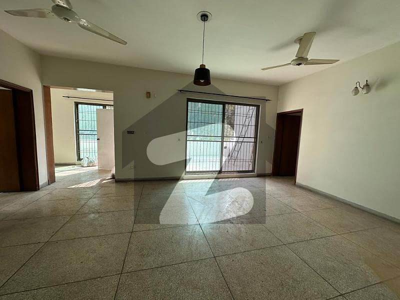 1 Kanal Lower Lock Upper Portion For Rent In Phase 2 DHA