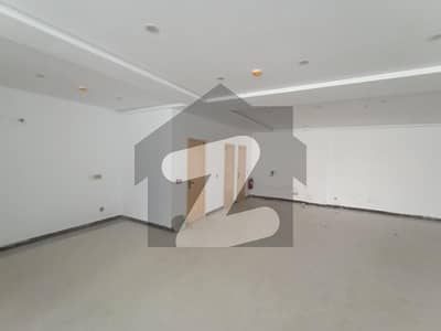 3rd Floor 8 Marla Available For Rent In Phase 6 DHA