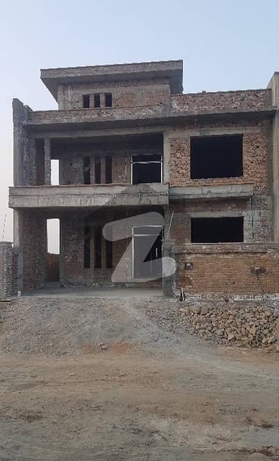 University Town Islamabad Block C Street 5 Grey Structure House For Sale Responsible Price