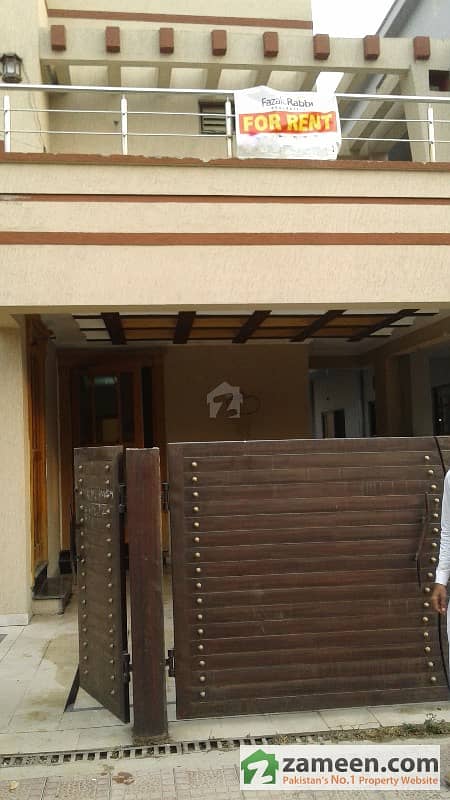 10 Marla Ground Portion For Rent In Bahria Town Phase 4