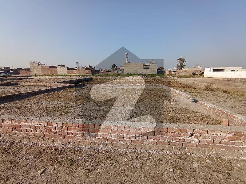 5 Marla Plot Available For Sale In Nasir Colony University Road