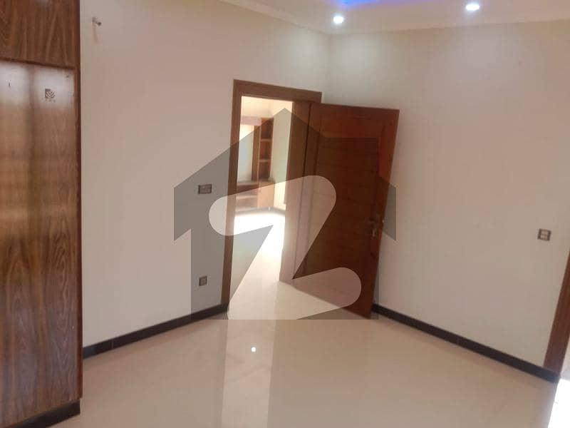 5 Marla Double Unit House, 3 Bed Room With attached Bath, Drawing Dinning, Kitchen, T. V Lounge, Servant Quarter