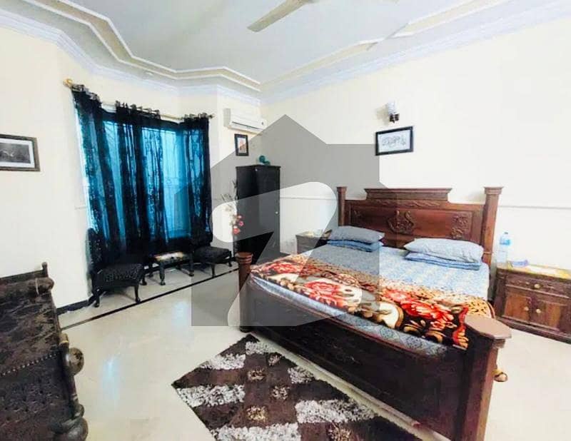 ایف ۔ 10 اسلام آباد میں 6 کمروں کا 1 کنال مکان 16.0 کروڑ میں برائے فروخت۔